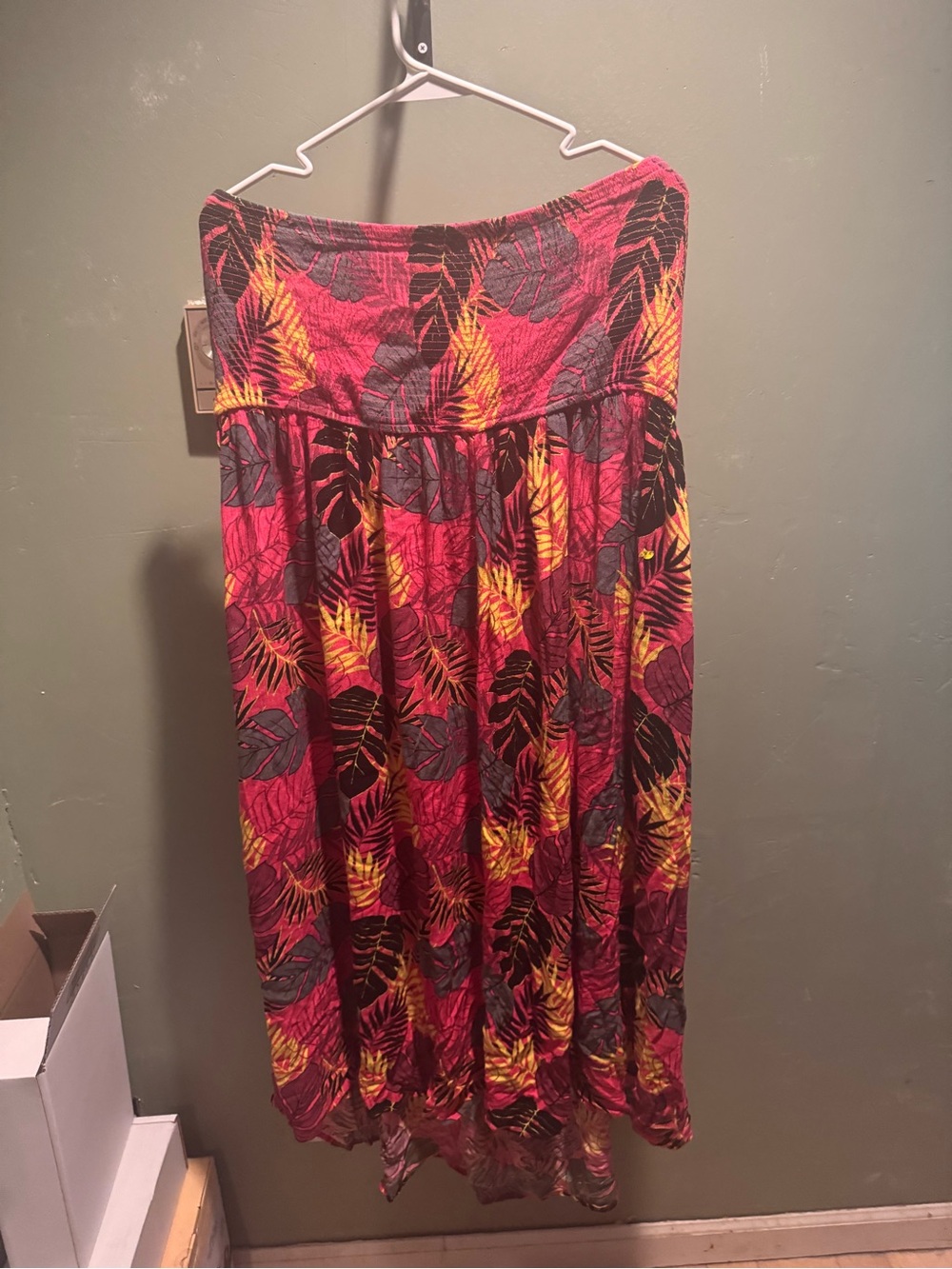 torrid Strapless Maxi Skirt in Red, Yellow & Black Tropical Leaf Print